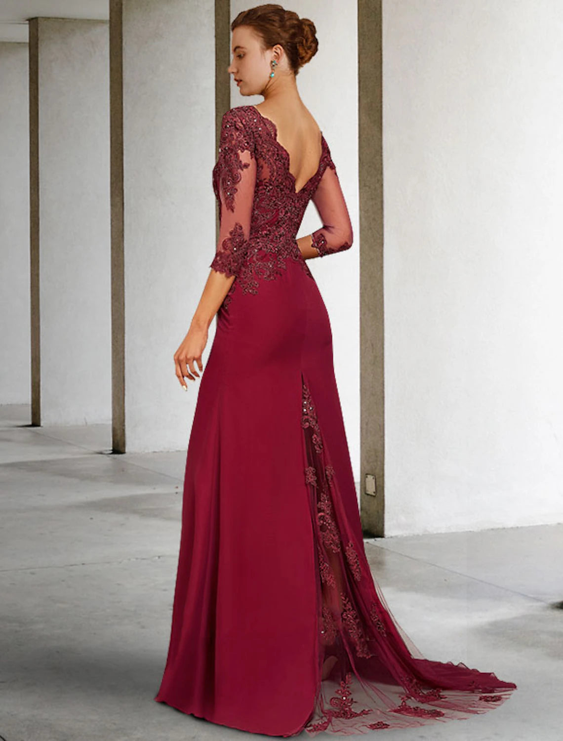 Wholesale  Mermaid / Trumpet Mother of the Bride Dress Luxurious Elegant V Neck Court Train Lace Stretch Chiffon 3/4 Length Sleeve with Sequin Appliques